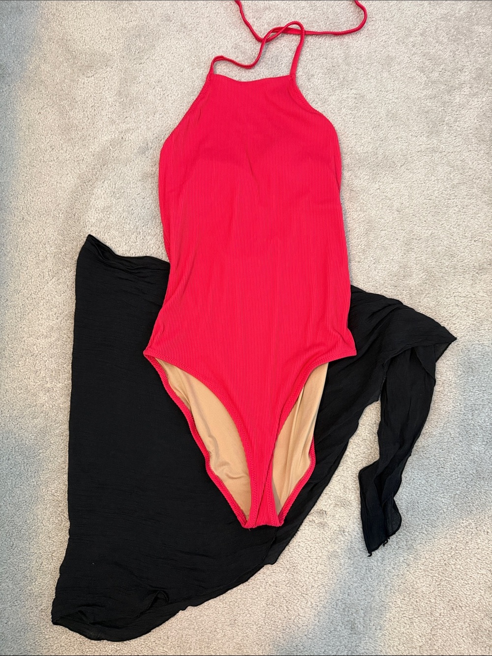 Old Navy M high neck pink/coral one piece bathing suit 🩱w/ black sarong